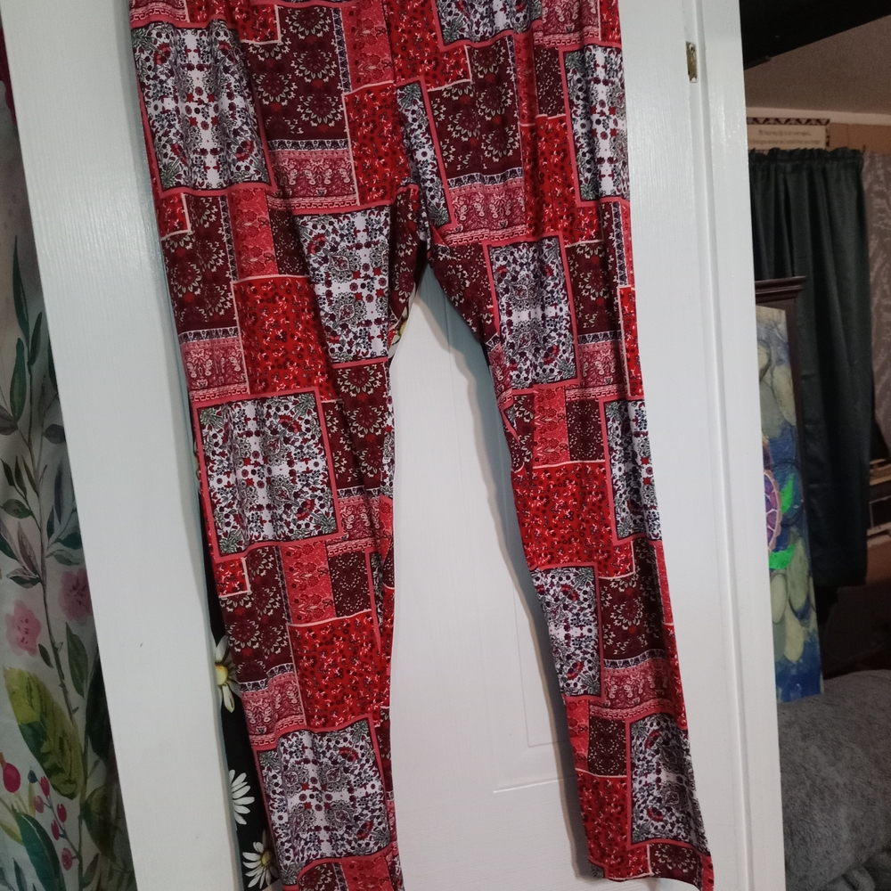 Bobbie Brooks Red and Black Leggings Patchwork Design